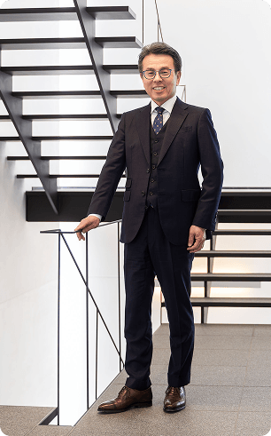 代表取締役社長 山下充周