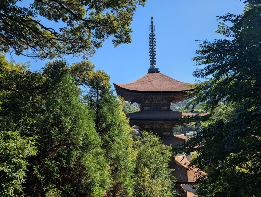 瑠璃光寺 五重塔
